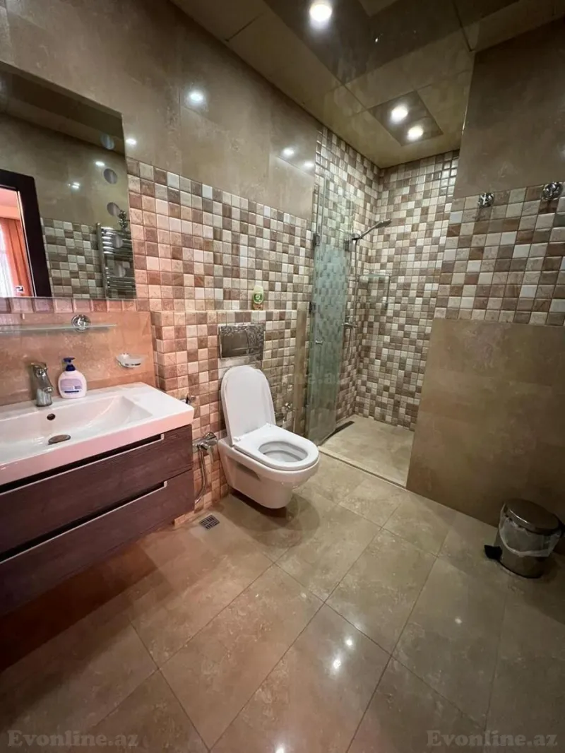 Kirayə verilir 3 otaqlı Mənzil Yeni tikili 145 m² Gənclik m. - şəkil 10