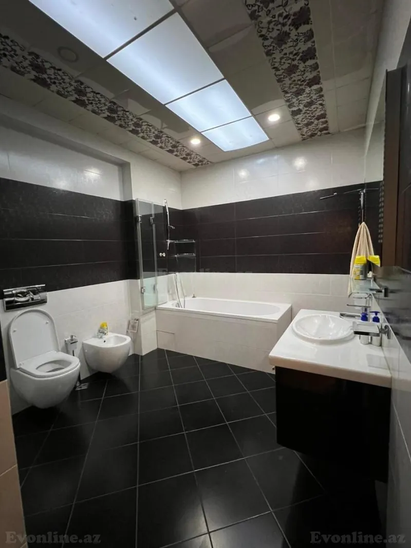 Kirayə verilir 3 otaqlı Mənzil Yeni tikili 145 m² Gənclik m. - şəkil 15