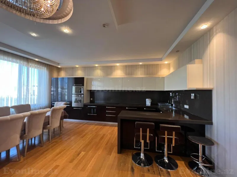 Kirayə verilir 3 otaqlı Mənzil Yeni tikili 145 m² Gənclik m. - şəkil 16