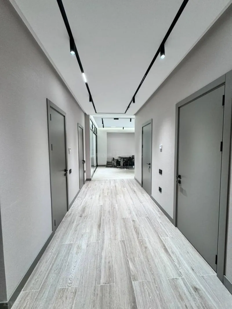 Satılır 3 otaqlı Mənzil Yeni tikili 147 m² 8 Noyabr m. - şəkil 10