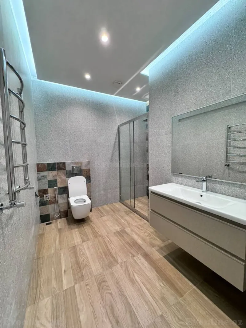 Satılır 3 otaqlı Mənzil Yeni tikili 147 m² 8 Noyabr m. - şəkil 14
