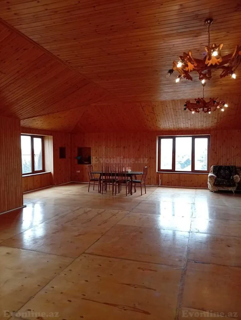 8 otaqlı Həyət evi 380 m² Mərdəkan Satılır