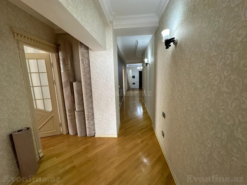 Kirayə verilir 4 otaqlı Mənzil Yeni tikili 195 m² Nəsimi r. - şəkil 9