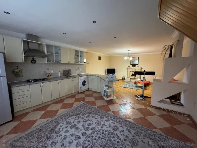 Satılır 2 otaqlı Mənzil Köhnə tikili 92 m² İçərişəhər m.