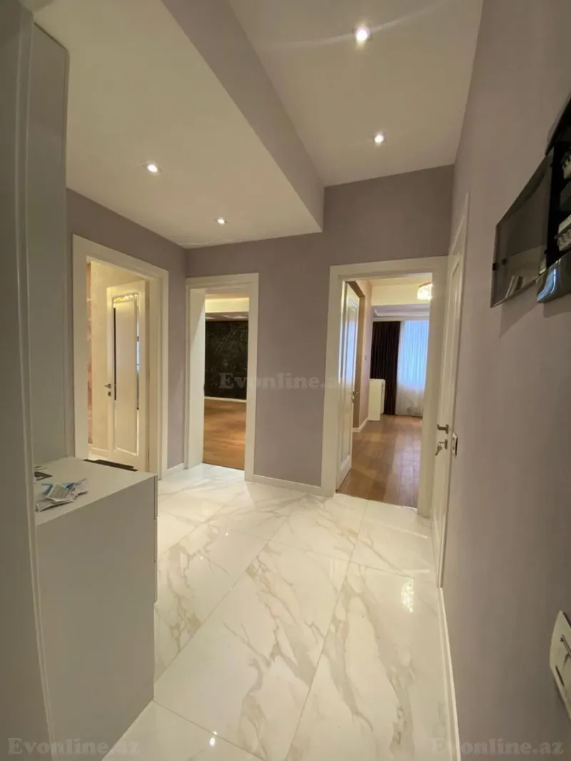 Satılır 2 otaqlı Mənzil Yeni tikili 115 m² Səbail r. - şəkil 7