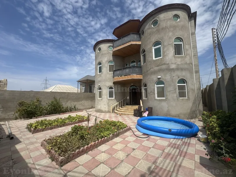 10 otaqlı Həyət evi 500 m² Binə Satılır