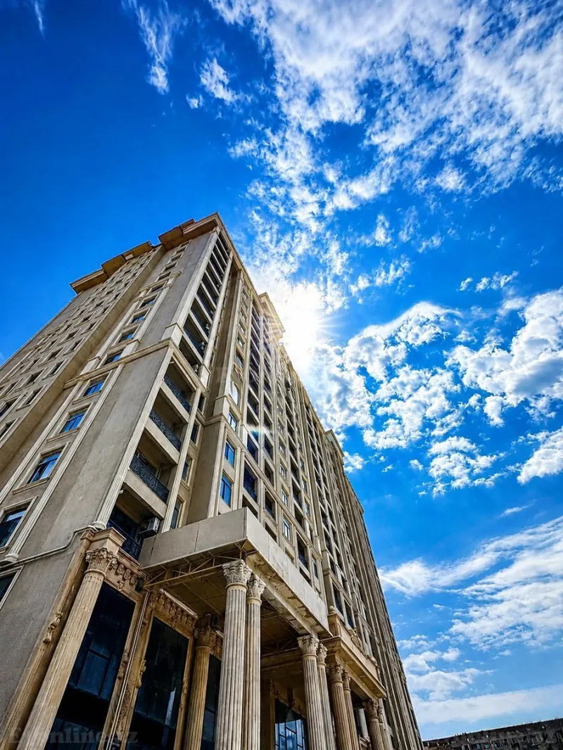 Satılır 4 otaqlı Mənzil Yeni tikili 171 m² Xətai r.