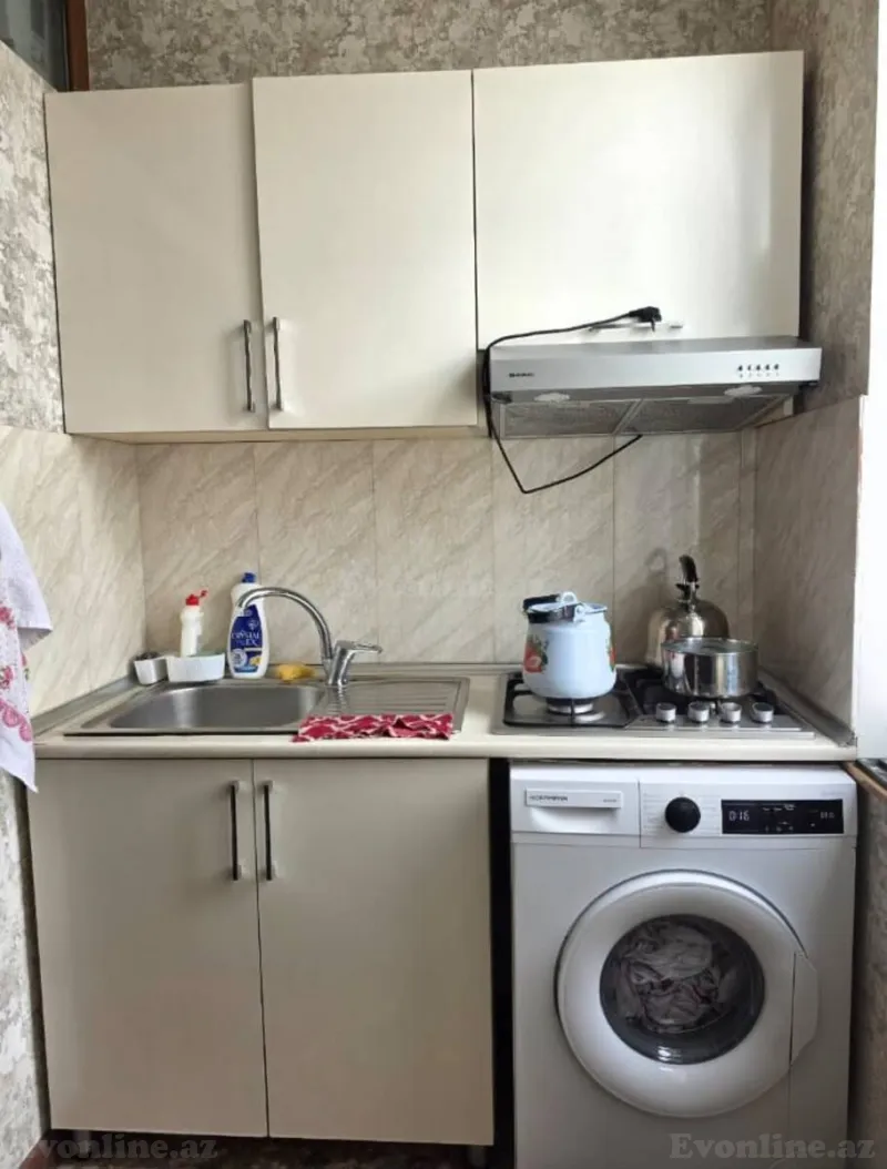 Kirayə verilir 2 otaqlı Mənzil Yeni tikili 50 m² Memar Əcəmi m. - şəkil 7