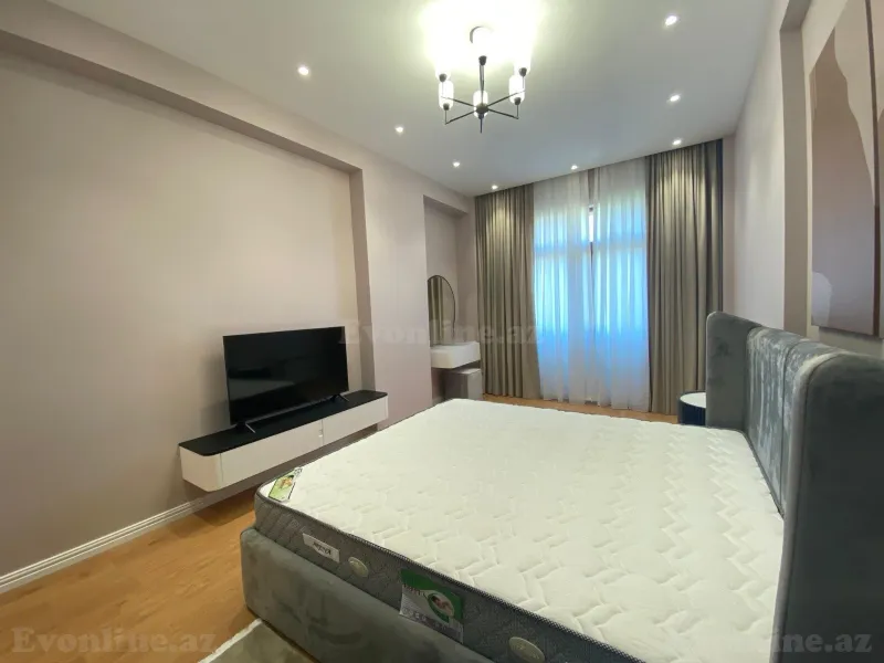 Kirayə verilir 3 otaqlı Mənzil Yeni tikili 176 m² Nizami m. - şəkil 21