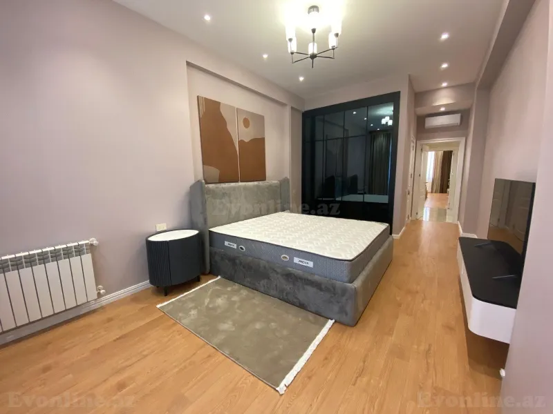 Kirayə verilir 3 otaqlı Mənzil Yeni tikili 176 m² Nizami m. - şəkil 24