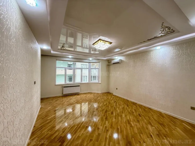 Satılır 3 otaqlı Mənzil Yeni tikili 130 m² Həzi Aslanov m.
