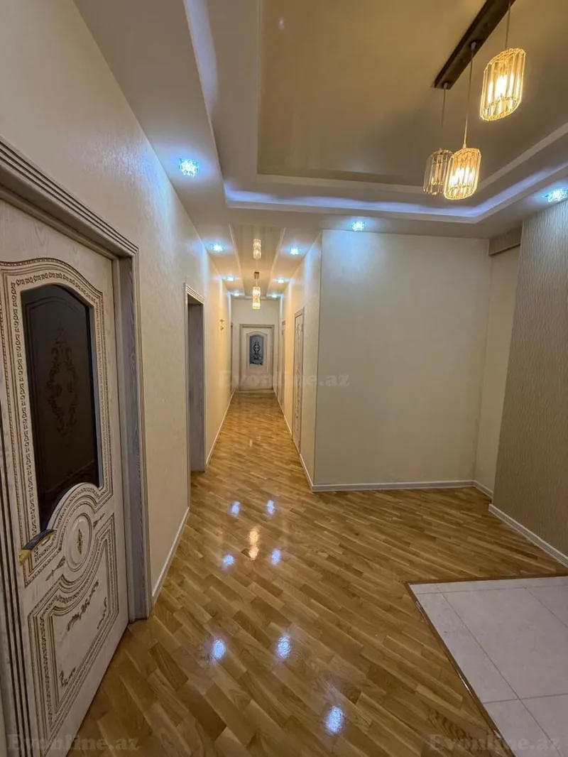 Satılır 3 otaqlı Mənzil Yeni tikili 130 m² Həzi Aslanov m. - şəkil 4