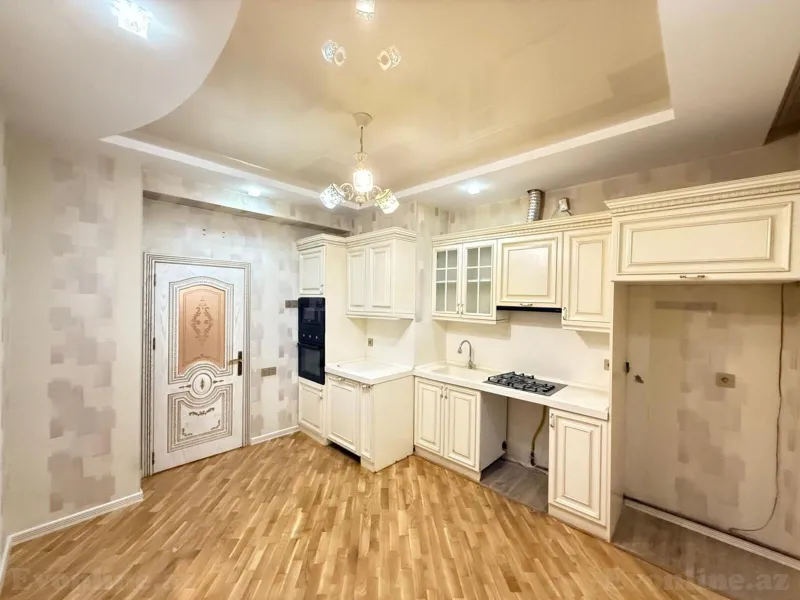 Satılır 3 otaqlı Mənzil Yeni tikili 130 m² Həzi Aslanov m. - şəkil 13