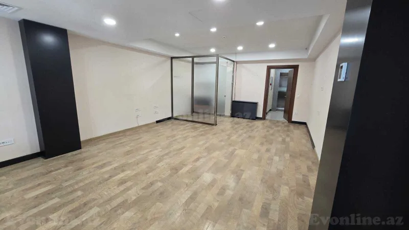 Kirayə verilir Ofis 45 m² Ağ şəhər - şəkil 2