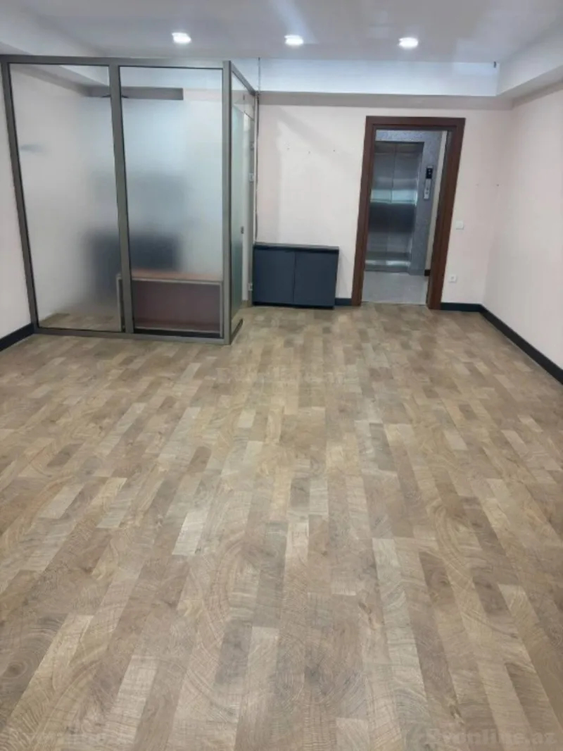 Kirayə verilir Ofis 45 m² Ağ şəhər - şəkil 3
