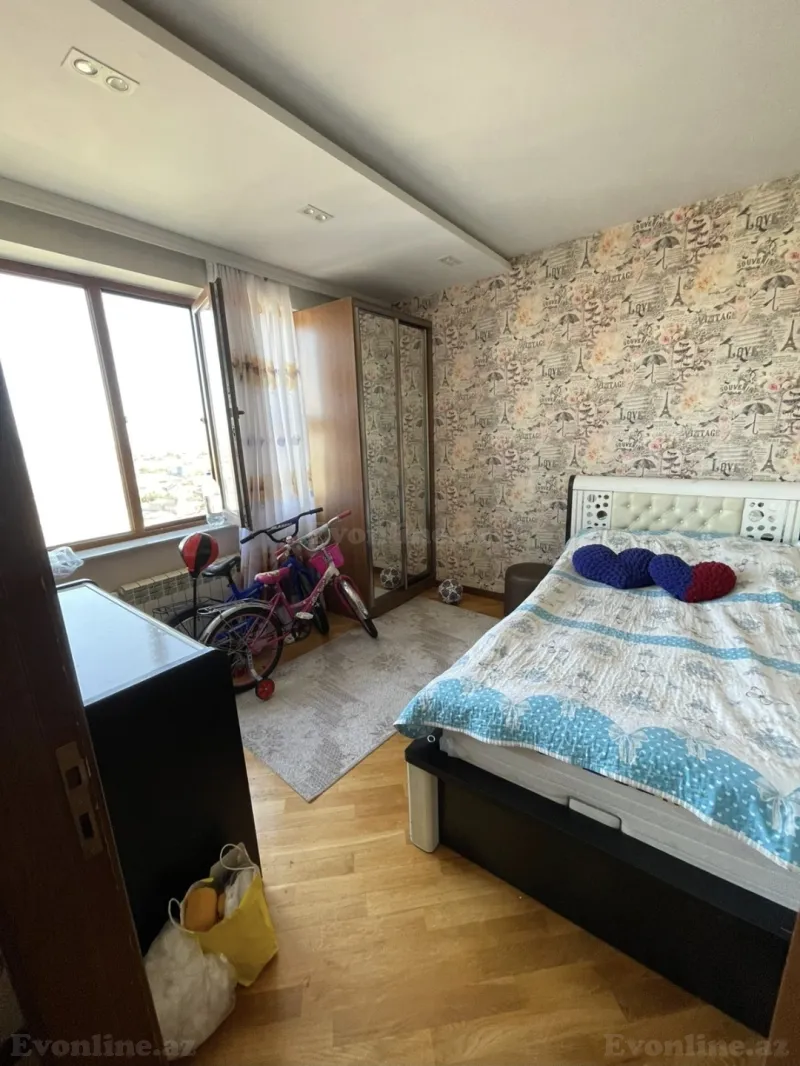 Satılır 4 otaqlı Mənzil Yeni tikili 140 m² H.Əliyev pr. - şəkil 7