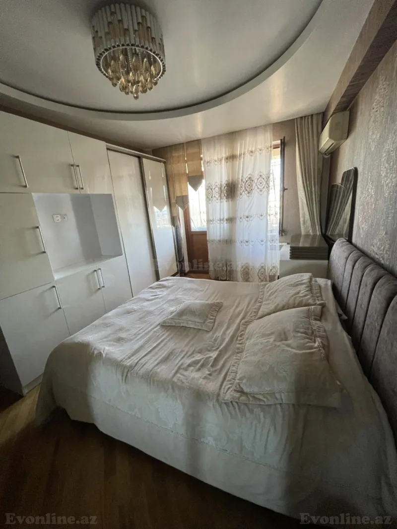 Satılır 4 otaqlı Mənzil Yeni tikili 140 m² H.Əliyev pr. - şəkil 9