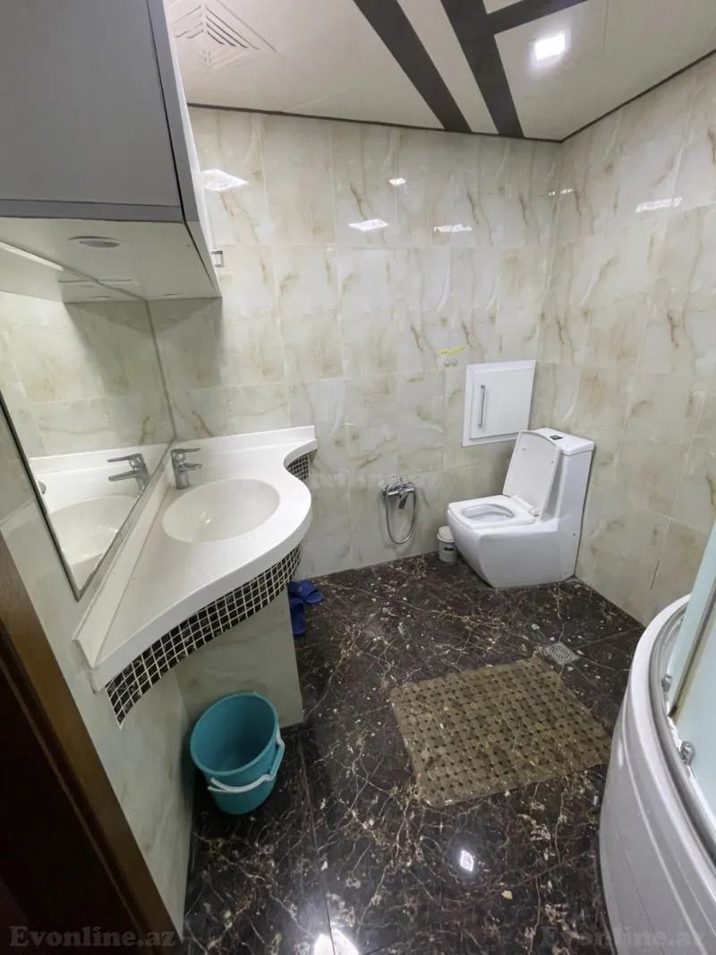 Satılır 4 otaqlı Mənzil Yeni tikili 140 m² H.Əliyev pr. - şəkil 12