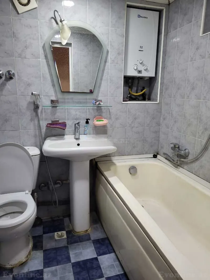 Kirayə verilir 3 otaqlı Mənzil Köhnə tikili 80 m² İnşaatçılar m. - şəkil 9