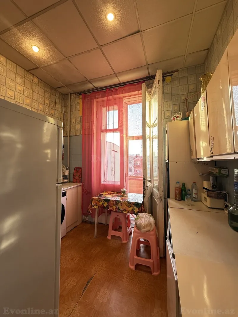 Satılır 2 otaqlı Mənzil Köhnə tikili 60 m² Nəriman Nərimanov m. - şəkil 8