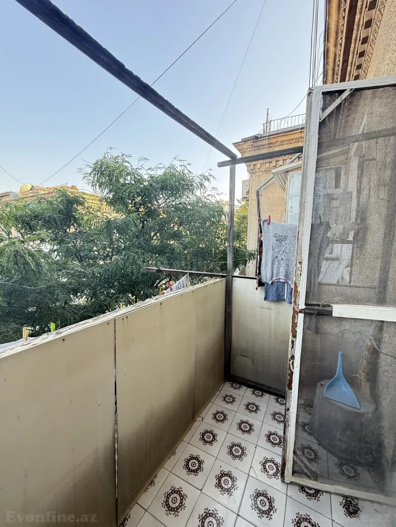 Satılır 2 otaqlı Mənzil Köhnə tikili 60 m² Nəriman Nərimanov m. - şəkil 13