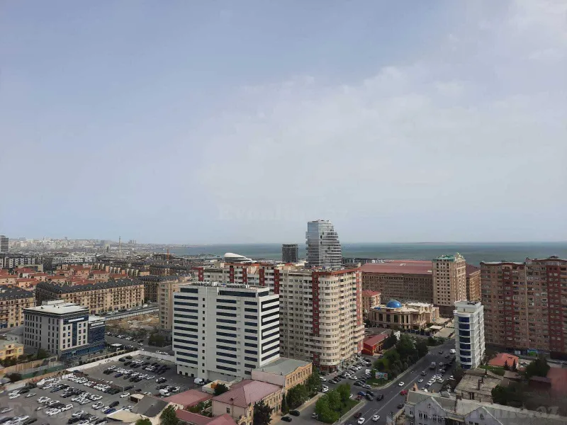 Kirayə verilir 4 otaqlı Mənzil Yeni tikili 260 m² Xətai r. - şəkil 19