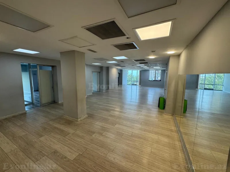 Kirayə verilir Ofis 170 m² Elmlər Akademiyası m. - şəkil 2