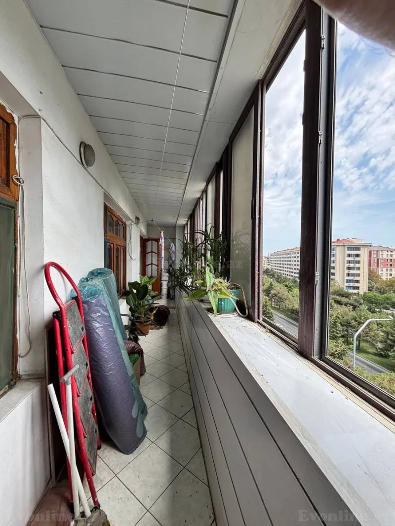 Satılır 4 otaqlı Mənzil Köhnə tikili 130 m² Azadlıq prospekti m. - şəkil 6