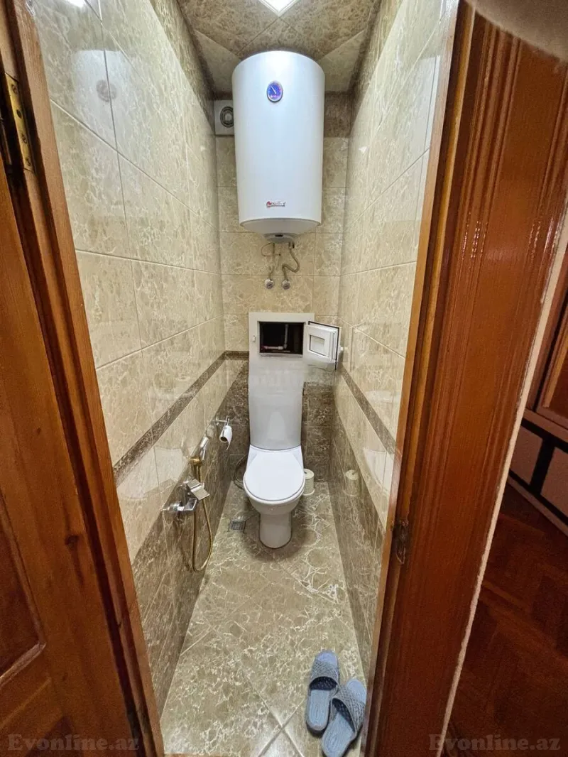 Satılır 4 otaqlı Mənzil Köhnə tikili 130 m² Azadlıq prospekti m. - şəkil 15
