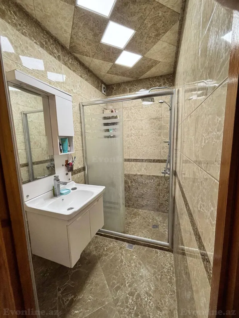 Satılır 4 otaqlı Mənzil Köhnə tikili 130 m² Azadlıq prospekti m. - şəkil 17