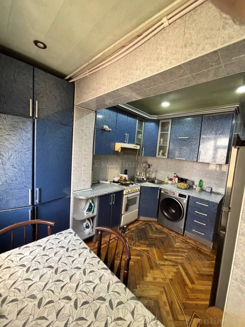 Satılır 4 otaqlı Mənzil Köhnə tikili 130 m² Azadlıq prospekti m. - şəkil 19