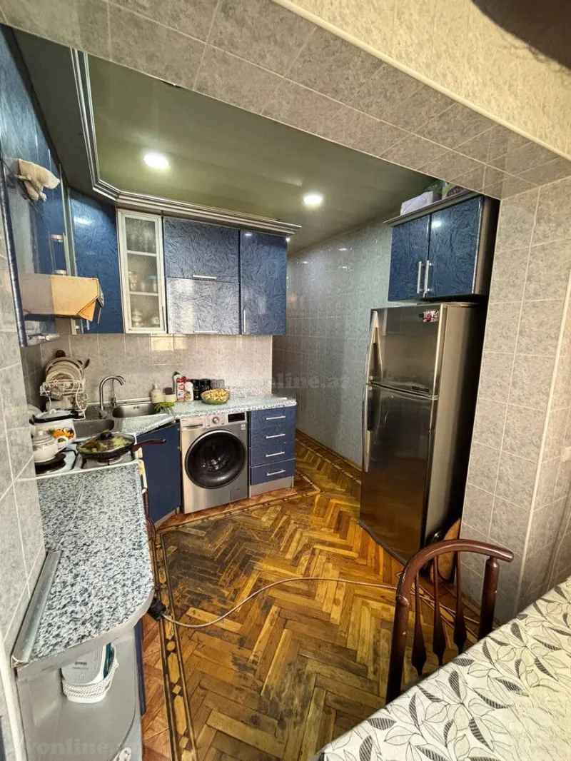 Satılır 4 otaqlı Mənzil Köhnə tikili 130 m² Azadlıq prospekti m. - şəkil 20