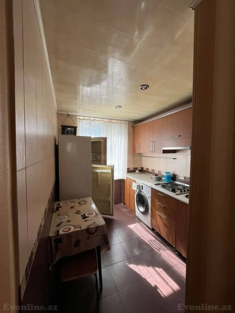 Kirayə verilir 3 otaqlı Mənzil Köhnə tikili 100 m² Elmlər Akademiyası m. - şəkil 5