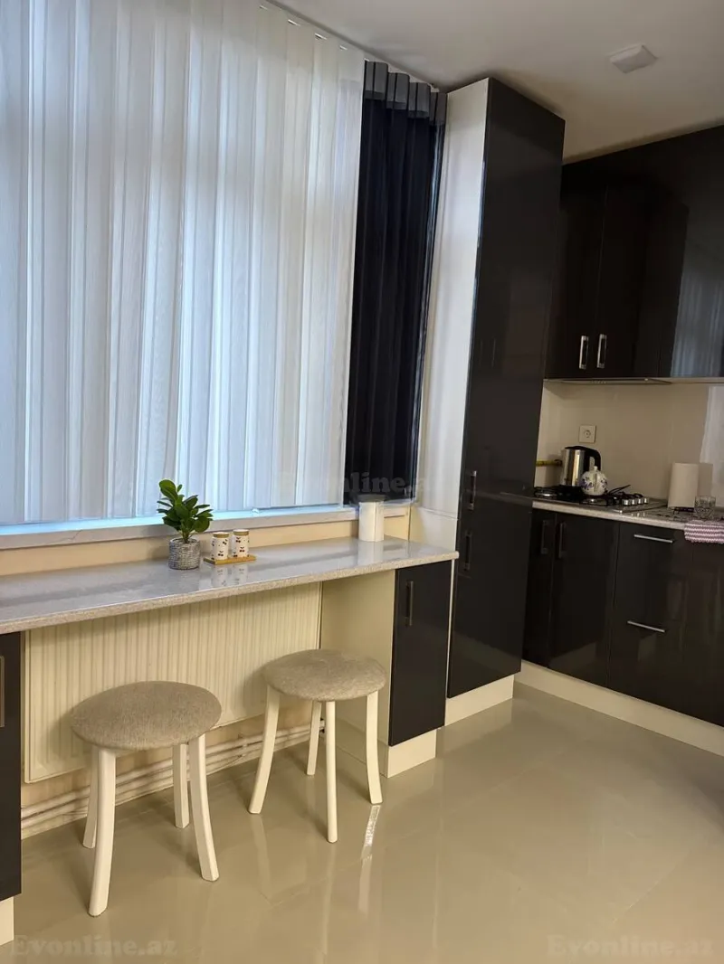 Kirayə verilir 3 otaqlı Mənzil Yeni tikili 70 m² Qara Qarayev m. - şəkil 10