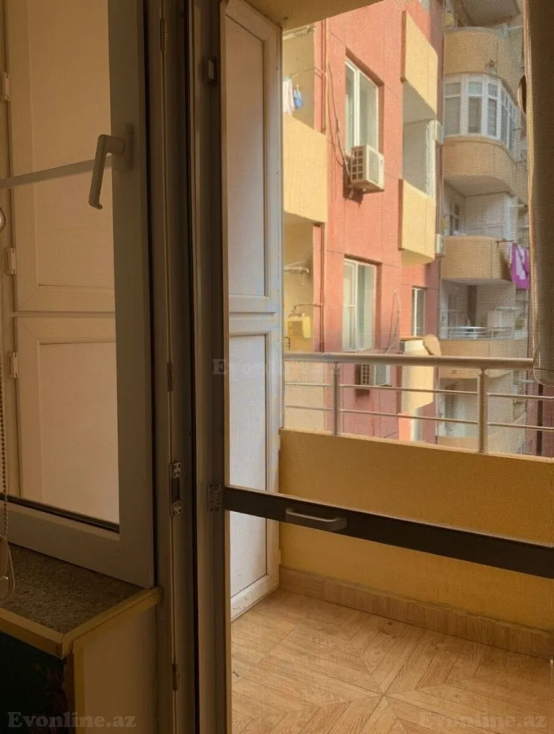 Kirayə verilir 2 otaqlı Mənzil Yeni tikili 70 m² İnşaatçılar m. - şəkil 10