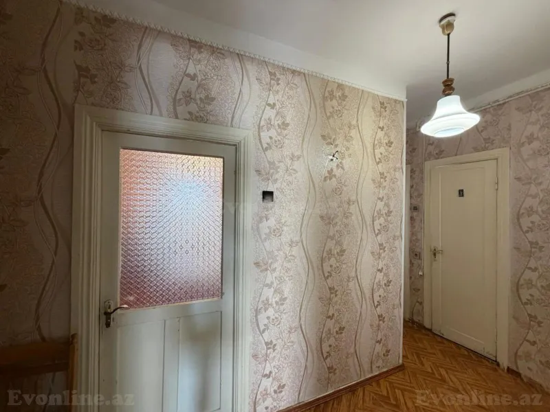 Satılır 2 otaqlı Mənzil Köhnə tikili 65 m² Xalqlar Dostluğu m. - şəkil 13