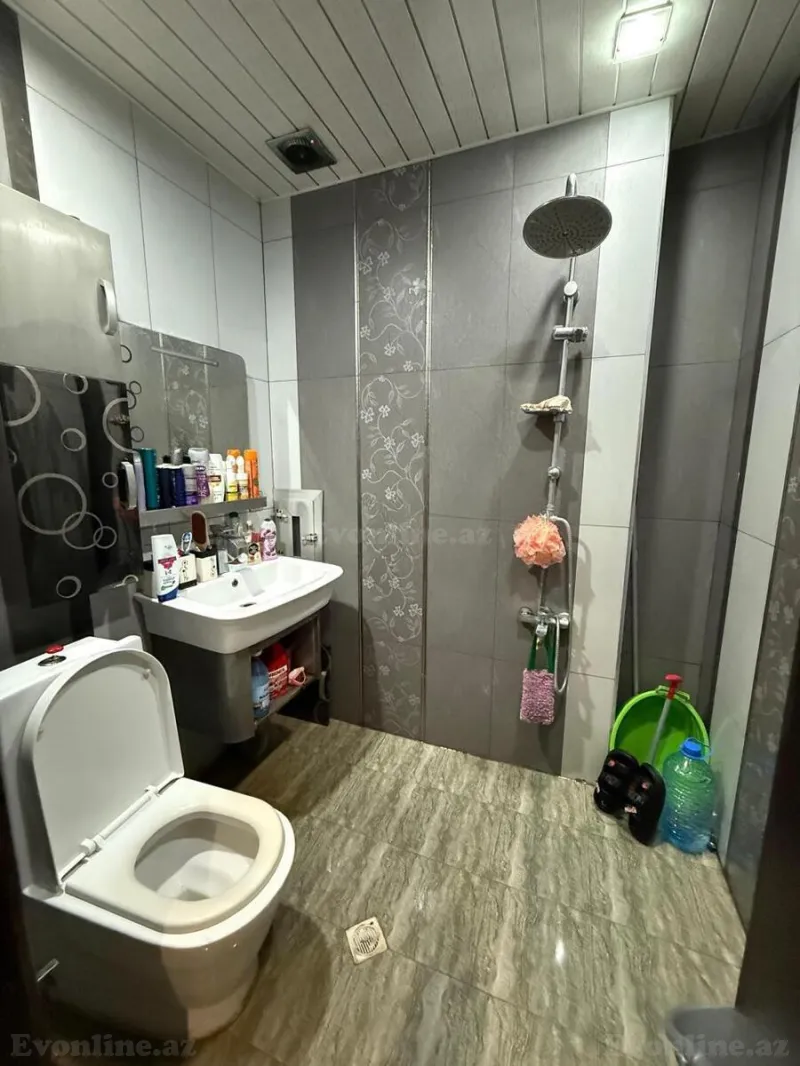 Kirayə verilir 2 otaqlı Mənzil Yeni tikili 80 m² İnşaatçılar m. - şəkil 12