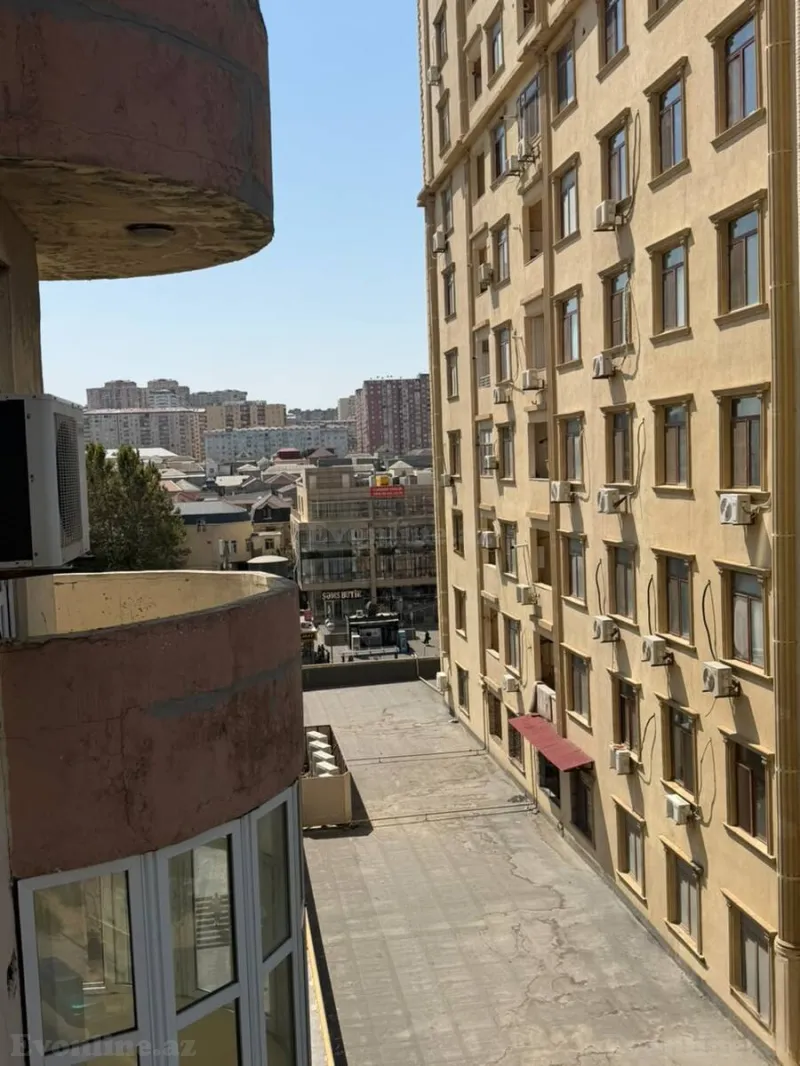 Kirayə verilir 2 otaqlı Mənzil Yeni tikili 80 m² İnşaatçılar m. - şəkil 14