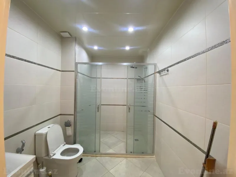 Kirayə verilir 4 otaqlı Mənzil Yeni tikili 210 m² 28 May m. - şəkil 7