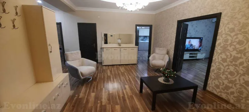 Satılır 3 otaqlı Mənzil Köhnə tikili 140 m² Xətai r. - şəkil 3