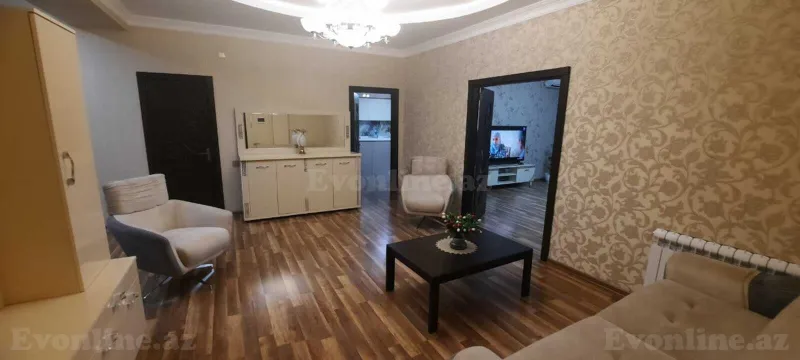 Satılır 3 otaqlı Mənzil Köhnə tikili 140 m² Xətai r. - şəkil 4