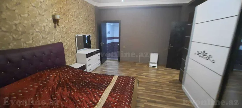 Satılır 3 otaqlı Mənzil Köhnə tikili 140 m² Xətai r. - şəkil 6