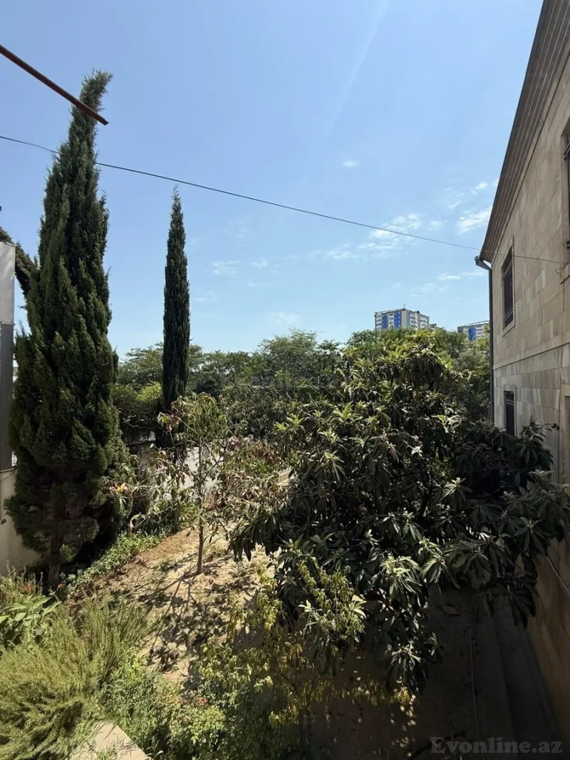 Satılır 8 otaqlı Həyət evi 450 m² Sabunçu r. - şəkil 4