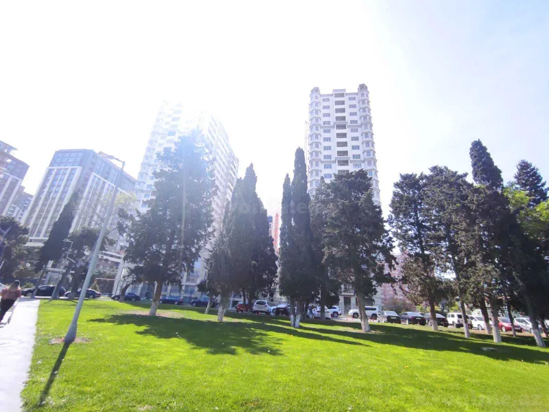 2 otaqlı Mənzil 66 m² Xətai r. Satılır