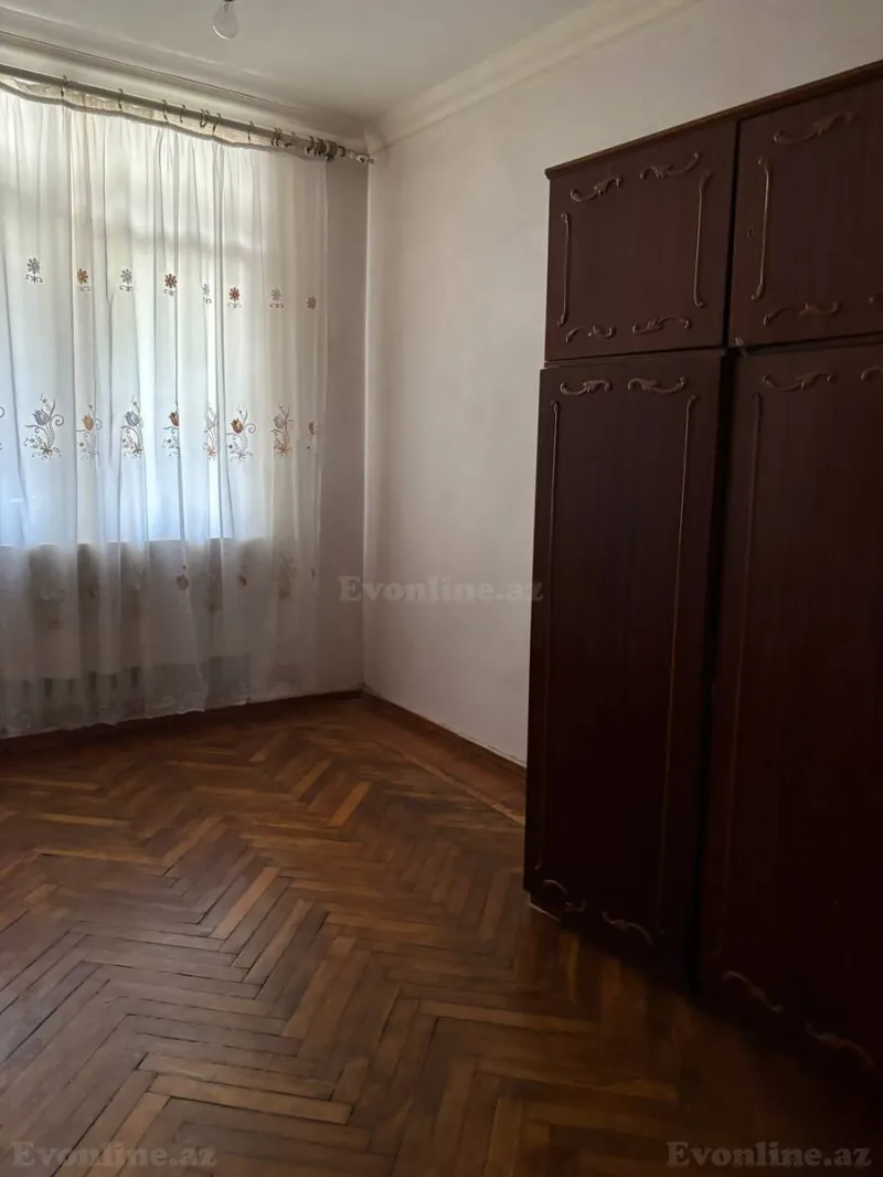 Kirayə verilir 3 otaqlı Mənzil Köhnə tikili 110 m² 8 Noyabr m. - şəkil 4