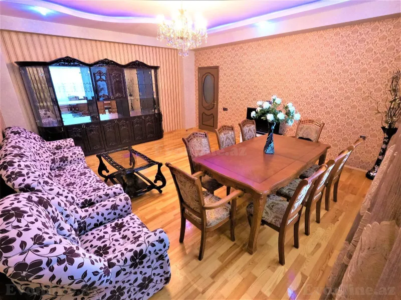 3 otaqlı Mənzil 120 m² Qara Qarayev m. Kirayə verilir