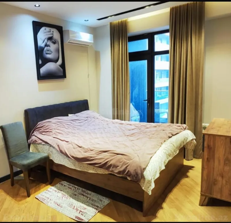 Kirayə verilir 3 otaqlı Mənzil Yeni tikili 115 m² 8 Noyabr m. - şəkil 12
