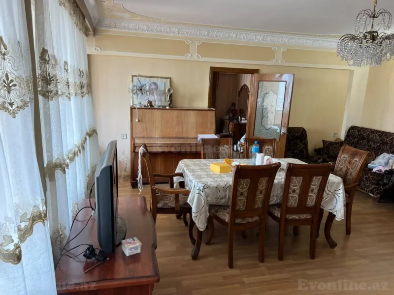 Kirayə verilir 2 otaqlı Mənzil Köhnə tikili 95 m² 28 May m. - şəkil 4