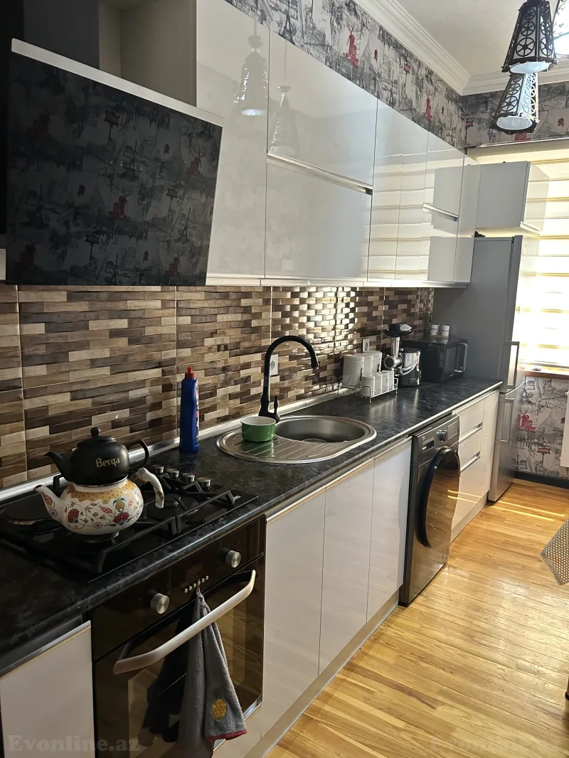 2 otaqlı Mənzil 76 m² Xırdalan Kirayə verilir
