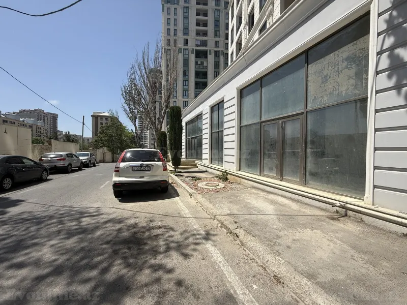 Obyekt 715 m² Gənclik m. Kirayə verilir